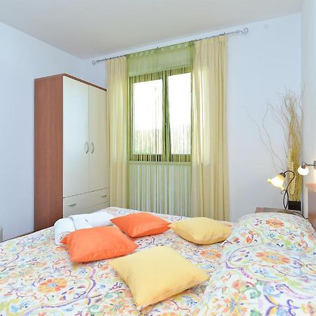 פרוי Apartment Jadranko 1761 מראה חיצוני תמונה