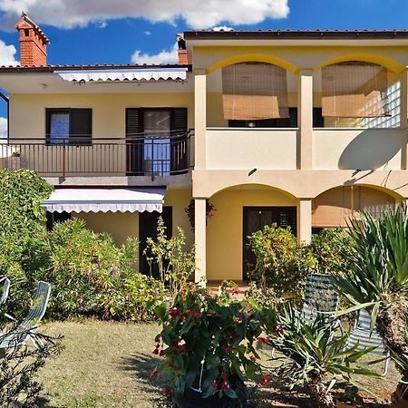 פרוי Apartment Jadranko 1761 מראה חיצוני תמונה