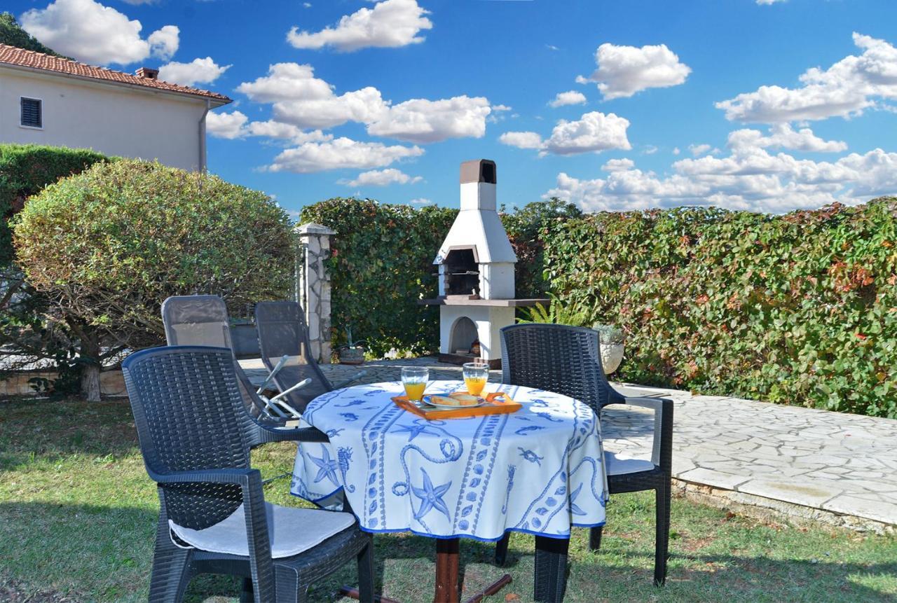 פרוי Apartment Jadranko 1761 מראה חיצוני תמונה