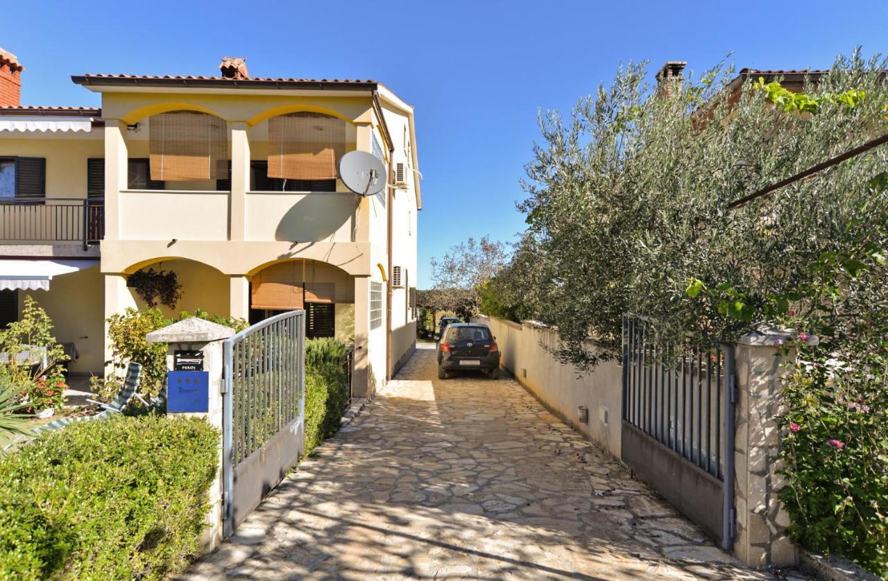 פרוי Apartment Jadranko 1761 מראה חיצוני תמונה