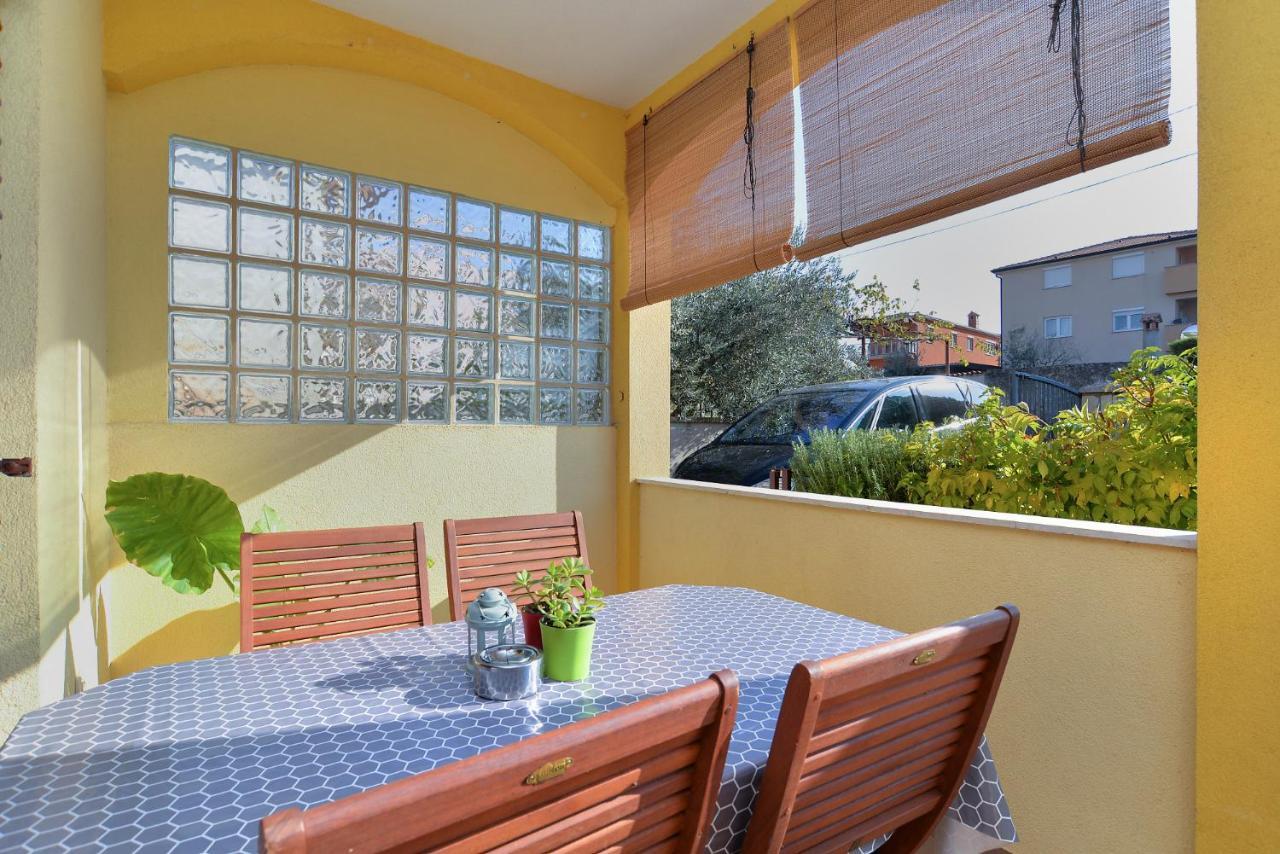 פרוי Apartment Jadranko 1761 מראה חיצוני תמונה