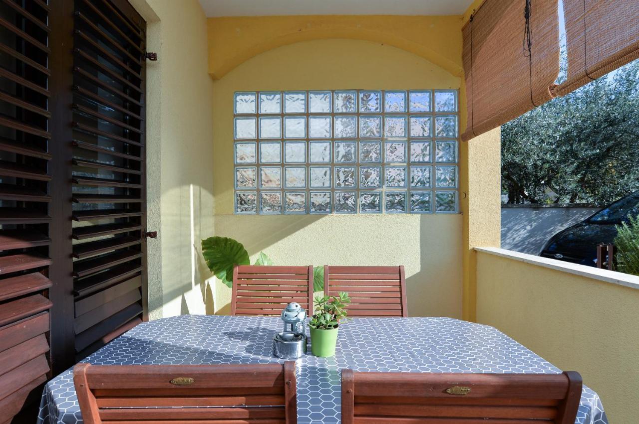פרוי Apartment Jadranko 1761 מראה חיצוני תמונה